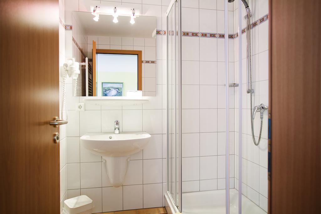 Hotel Hus Achtern Diek Гамбург Номер фото